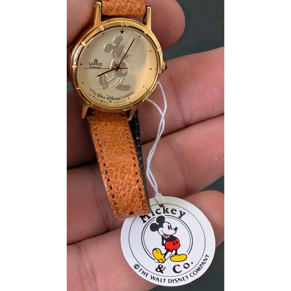 Vintage Lorus Disney Mickey Mouse Watch Gold Tone On Gold Tone - Needs Battery!